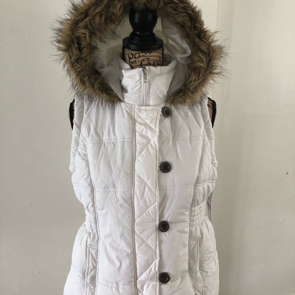 White puffy vest with faux fur hoodie